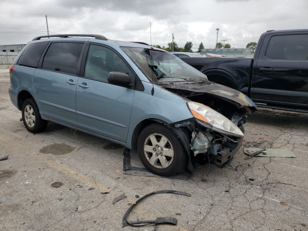 Lot #3269123700 2007 TOYOTA SIENNA CE
