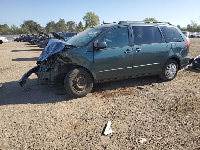 TOYOTA SIENNA CE