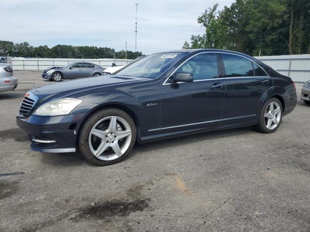 MERCEDES-BENZ S 550