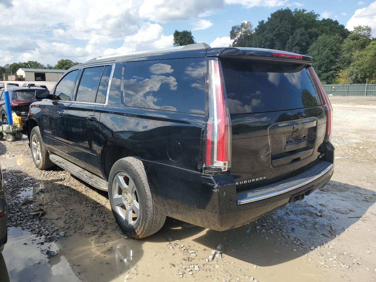 CHEVROLET SUBURBAN C1500 PREMIER