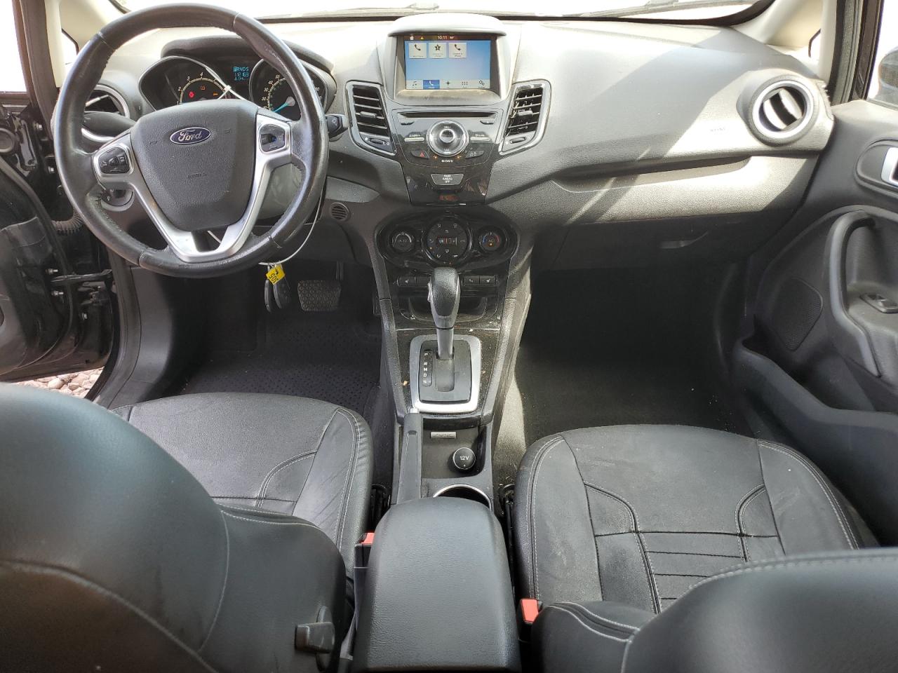 FORD FIESTA TITANIUM