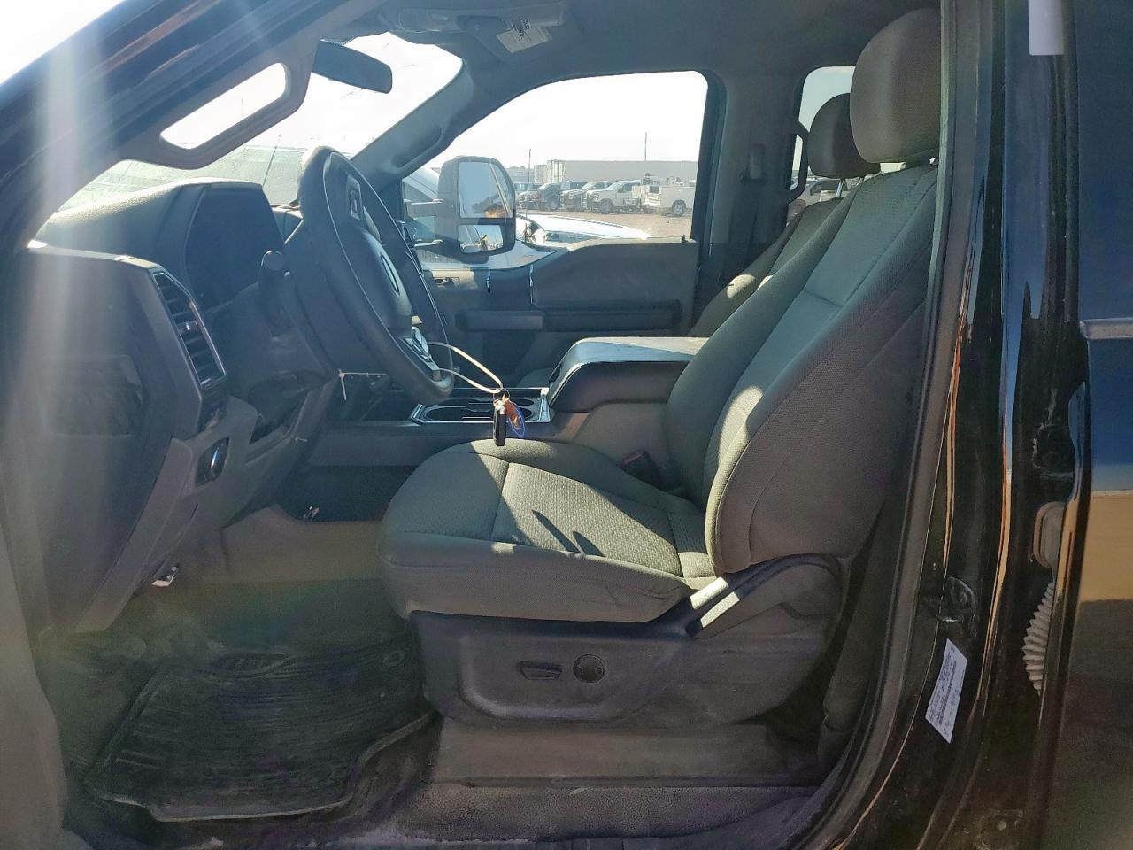 FORD F-350 SUPER DUTY