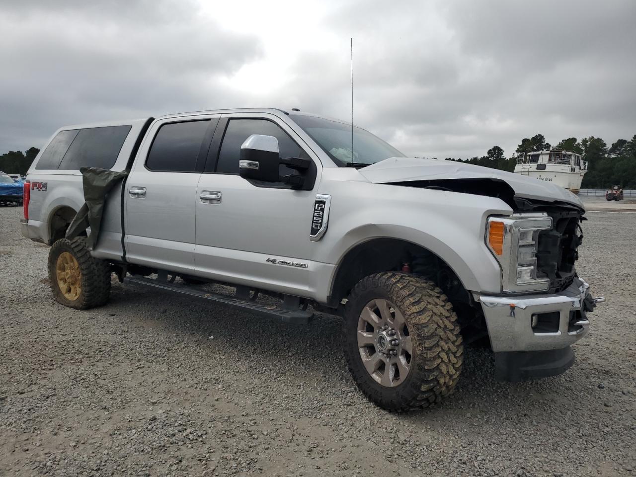 FORD F-250 SUPER DUTY