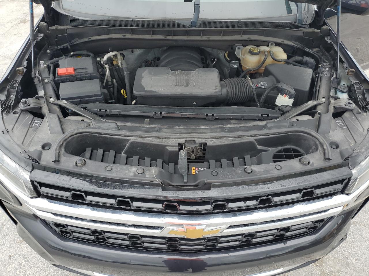 CHEVROLET TAHOE C1500 LS