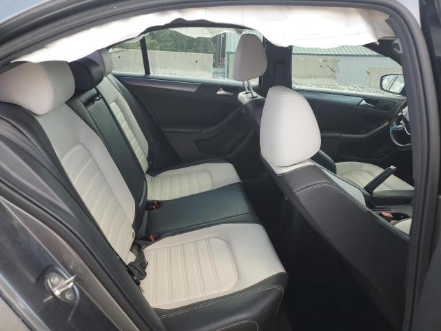 2016 VOLKSWAGEN JETTA SPOR 3VWD17AJ7GM215877