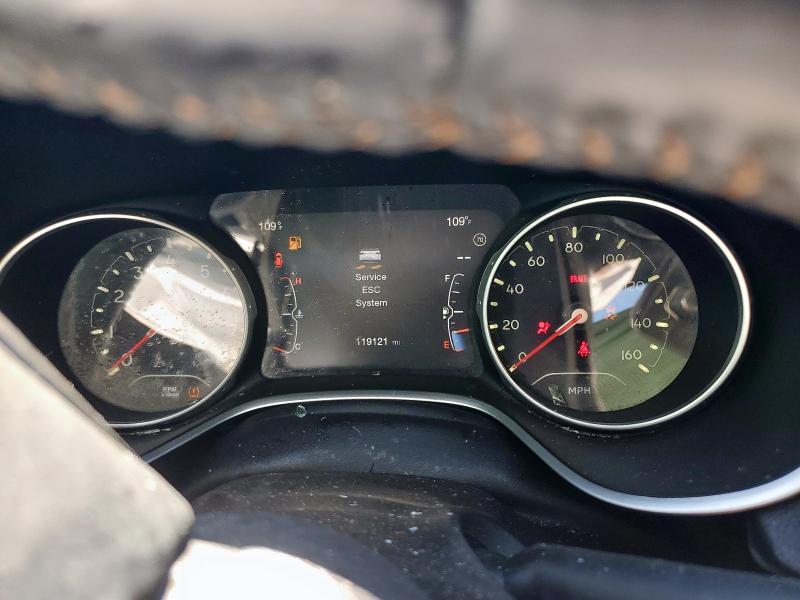 2018 JEEP COMPASS LA - 3C4NJCBB8JT108731