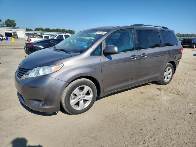 Global Auto Auctions: 2013 TOYOTA SIENNA LE