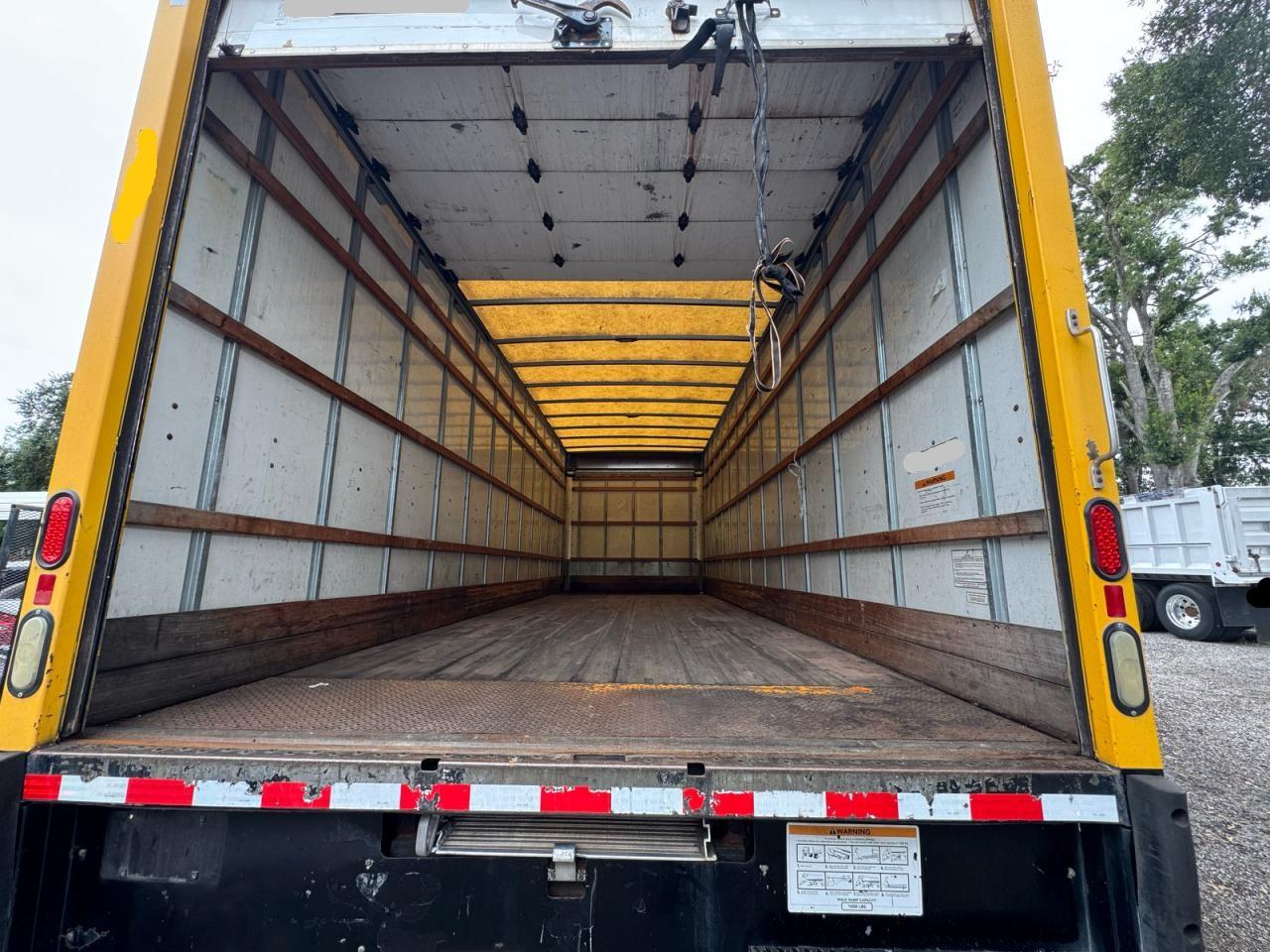 FORD F650 SUPER DUTY