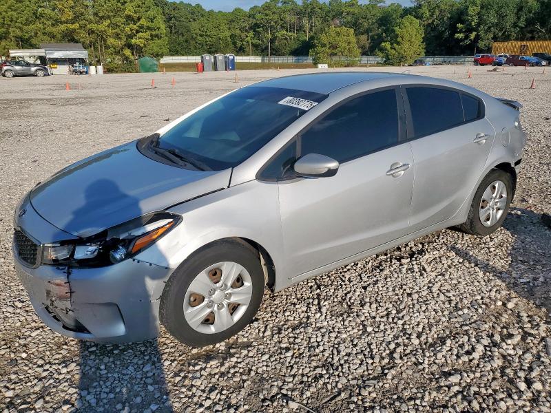 2017 KIA FORTE LX - 3KPFK4A76HE078115