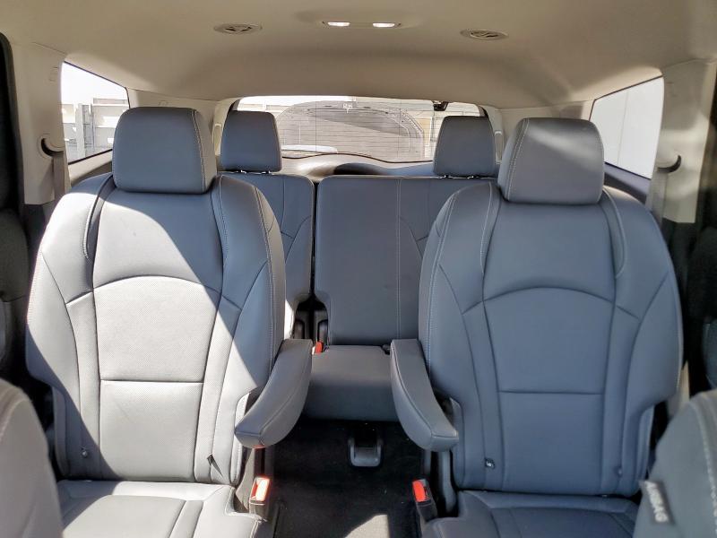 2019 BUICK ENCLAVE PREMIUM 5GAERCKW4KJ282401