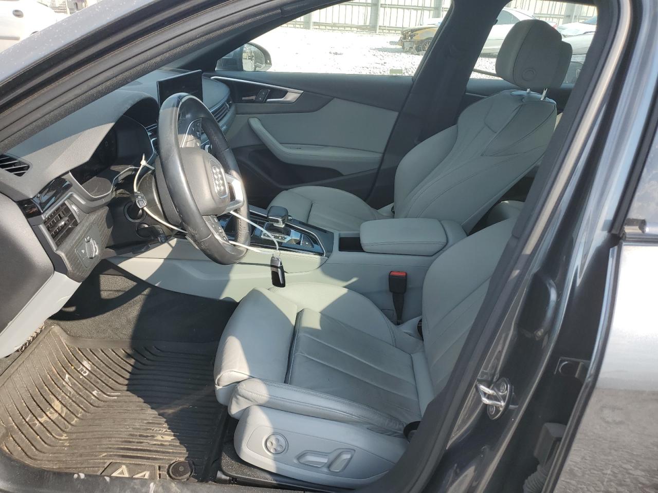 AUDI A4 PREMIUM PLUS 45