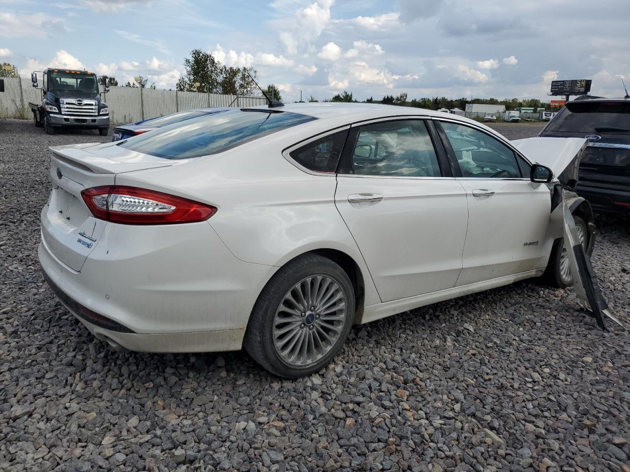 FORD FUSION TITANIUM HEV
