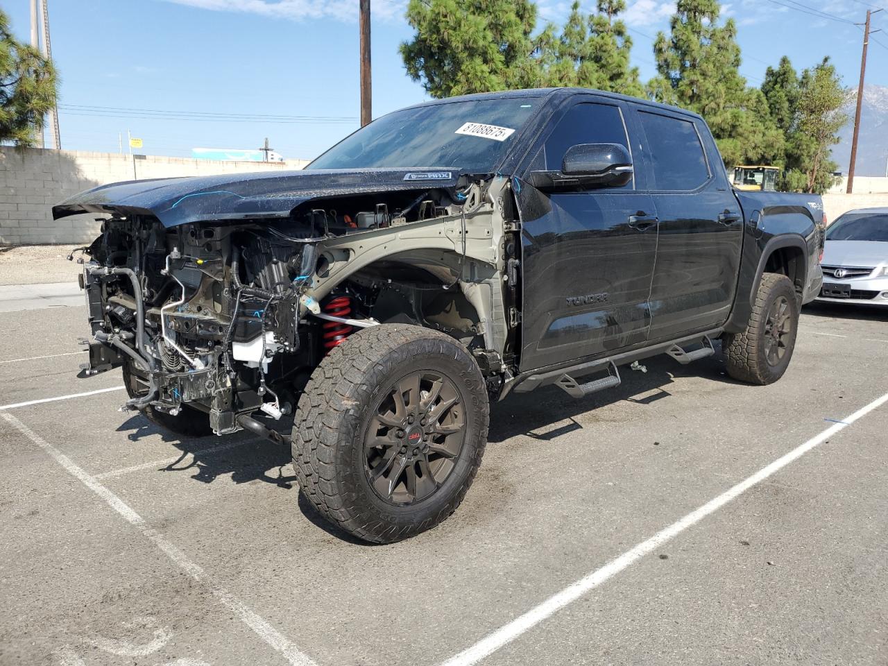 TOYOTA TUNDRA CREWMAX LIMITED