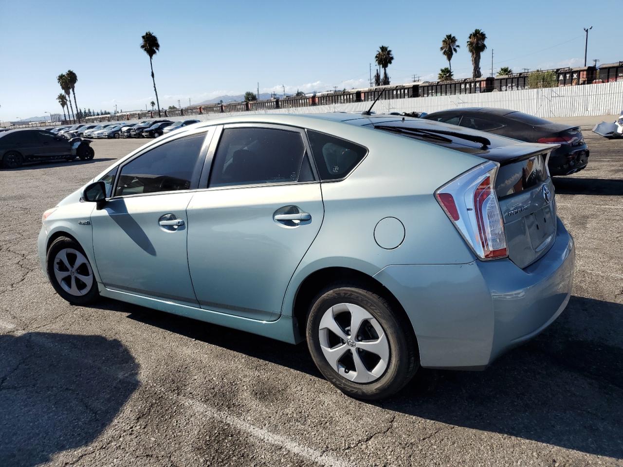 TOYOTA PRIUS