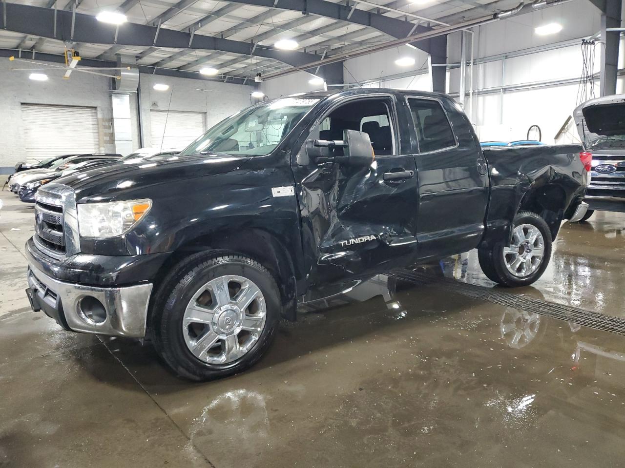 TOYOTA TUNDRA DOUBLE CAB SR5