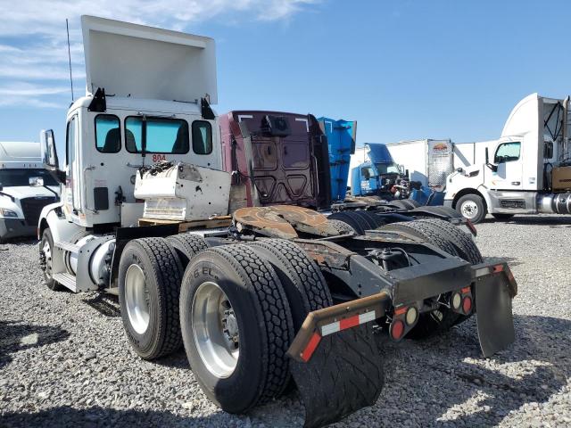 2016 PETERBILT TRACTOR 579 #3276755110