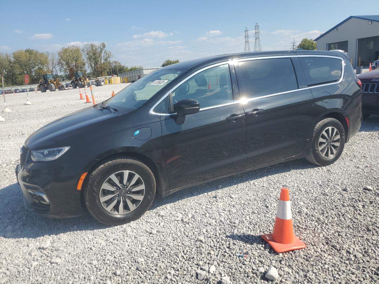 CHRYSLER PACIFICA HYBRID TOURING L