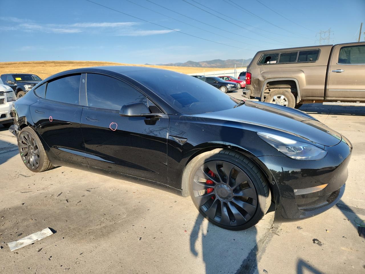TESLA MODEL 3