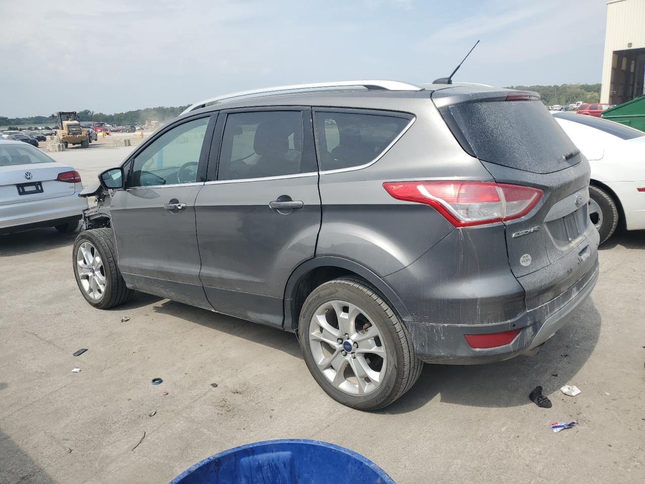 FORD ESCAPE TITANIUM