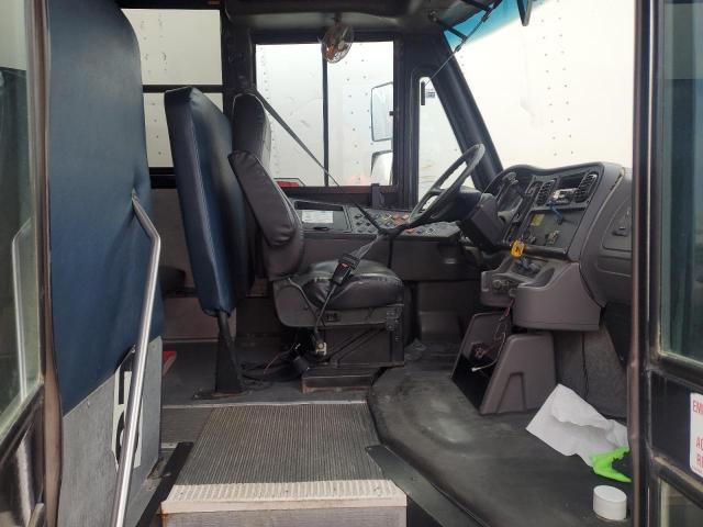 2012 FREIGHTLINER CHASSIS B2 #3297020351