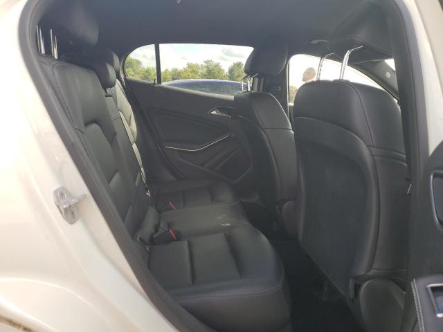 2017 MERCEDES-BENZ GLA 250 4M WDCTG4GB7HJ340382