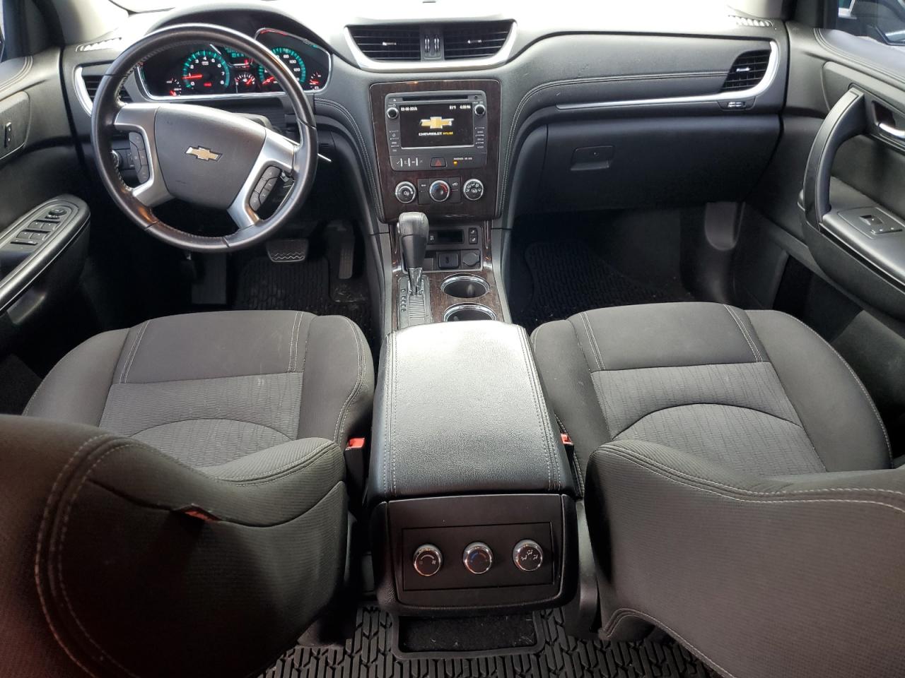 CHEVROLET TRAVERSE LT