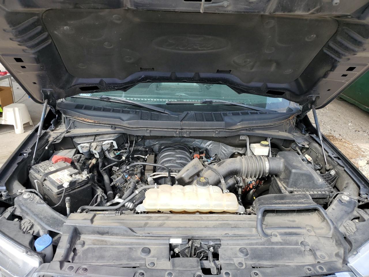 FORD F-150 SUPER CAB