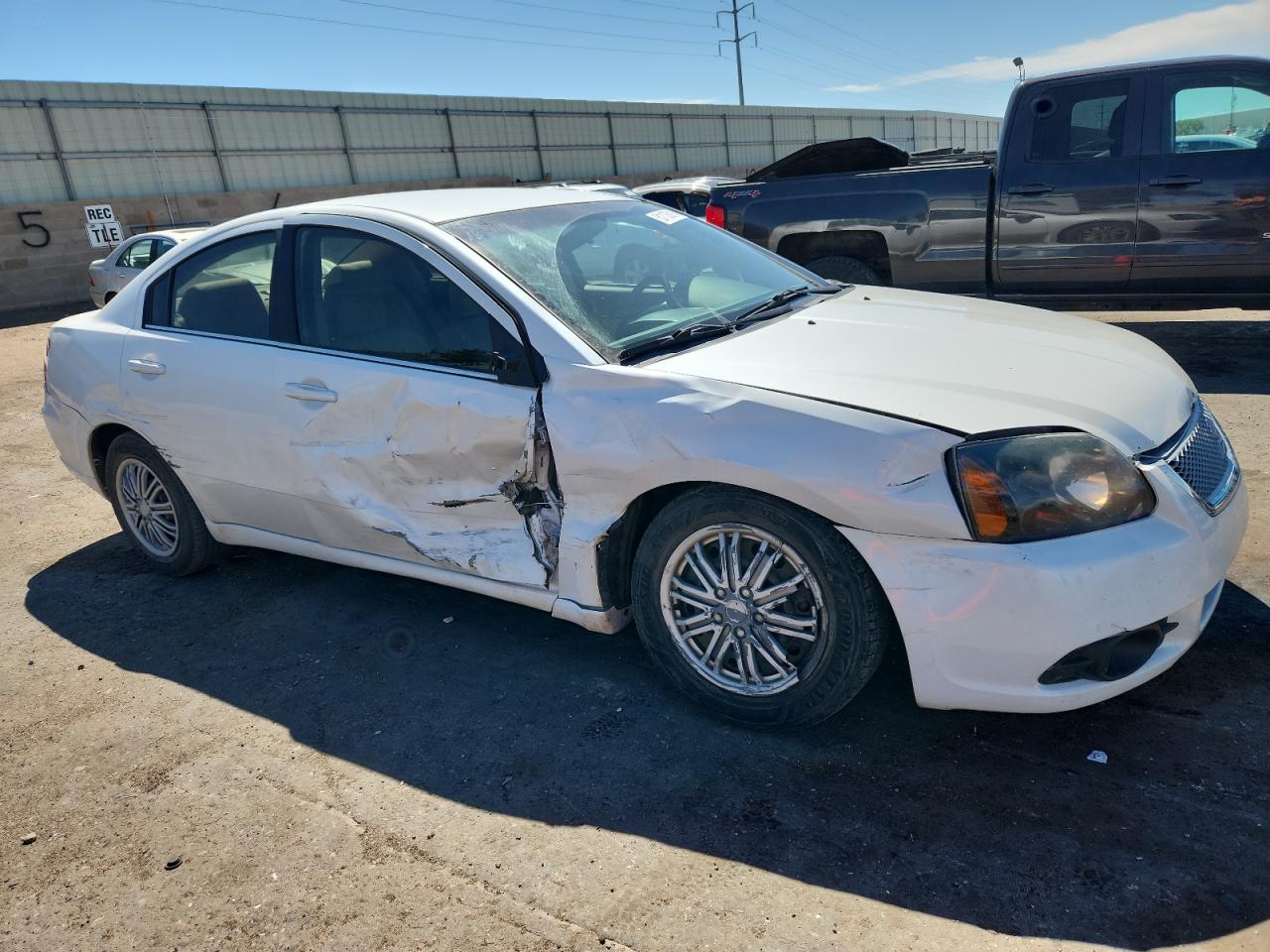 MITSUBISHI GALANT ES