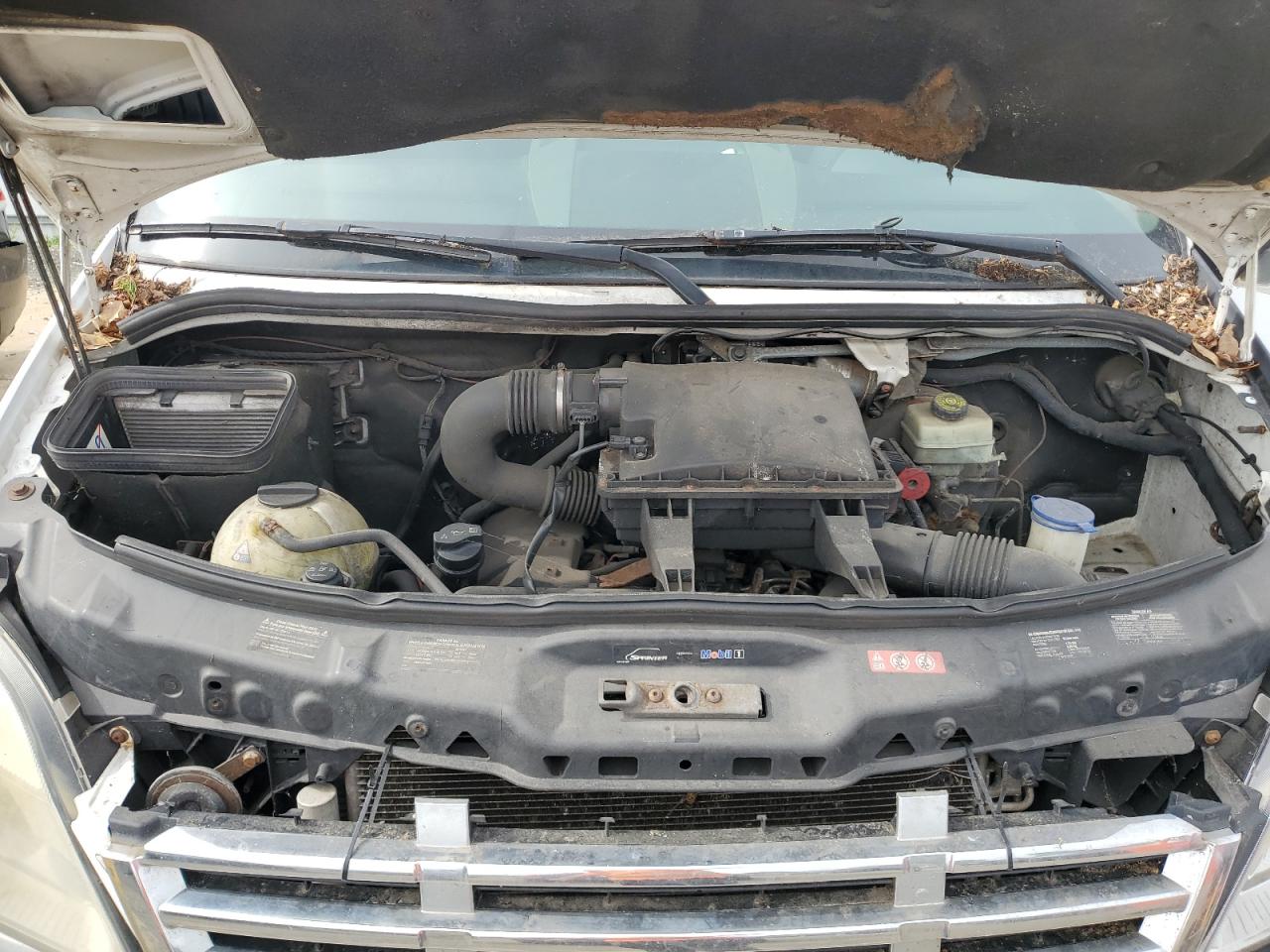 Lot #3302718019 2010 FREIGHTLINER SPRINTER 2