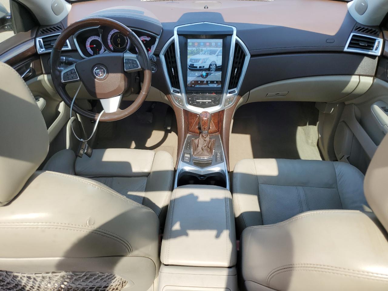 CADILLAC SRX PREMIUM COLLECTION