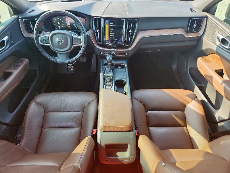 2021 VOLVO XC60 T5 MO YV4102DK3M1726962
