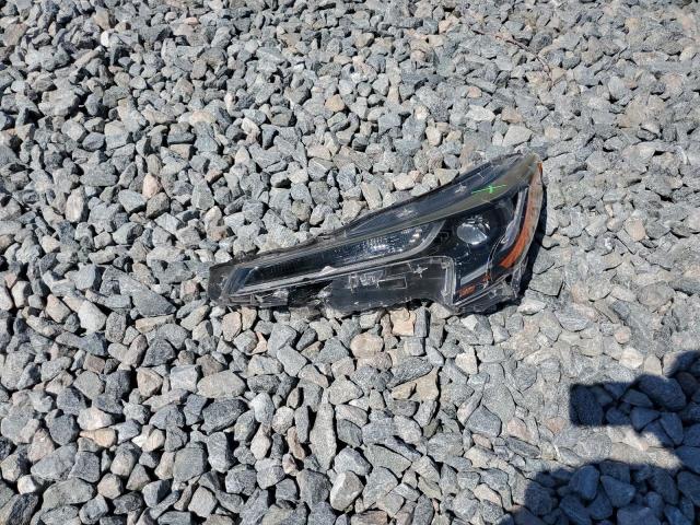 2020 TOYOTA COROLLA LE JTDEPRAE1LJ084571