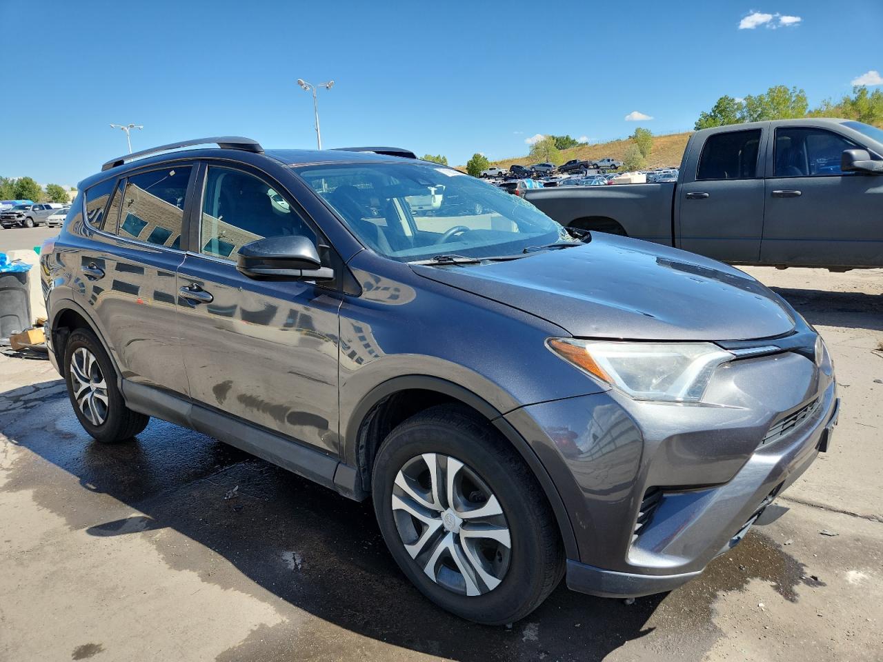 TOYOTA RAV4 LE