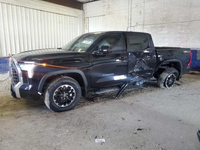 TOYOTA TUNDRA CREWMAX SR