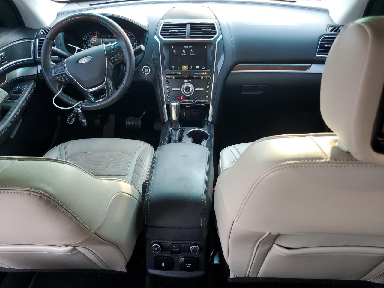 FORD EXPLORER PLATINUM