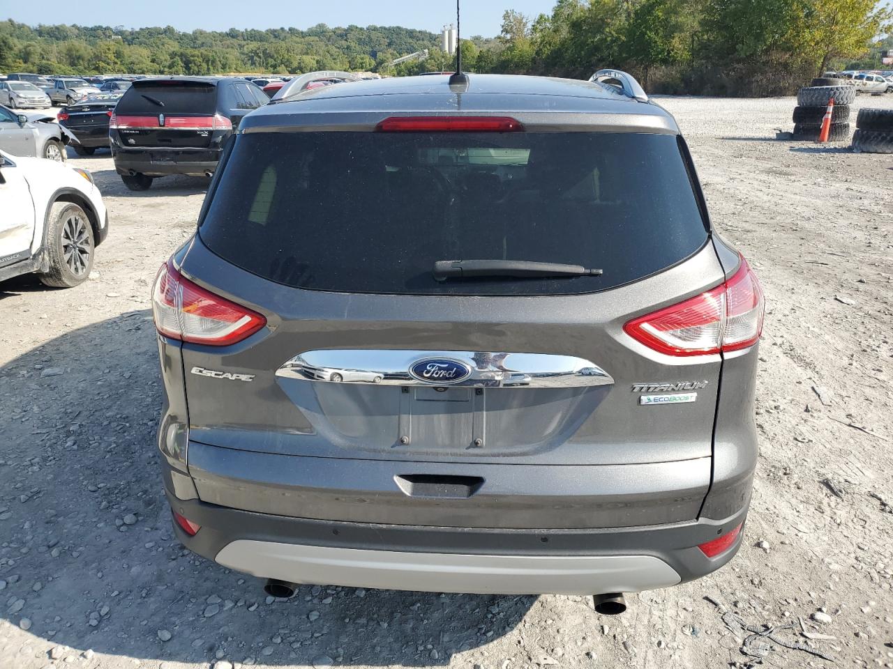 FORD ESCAPE TITANIUM