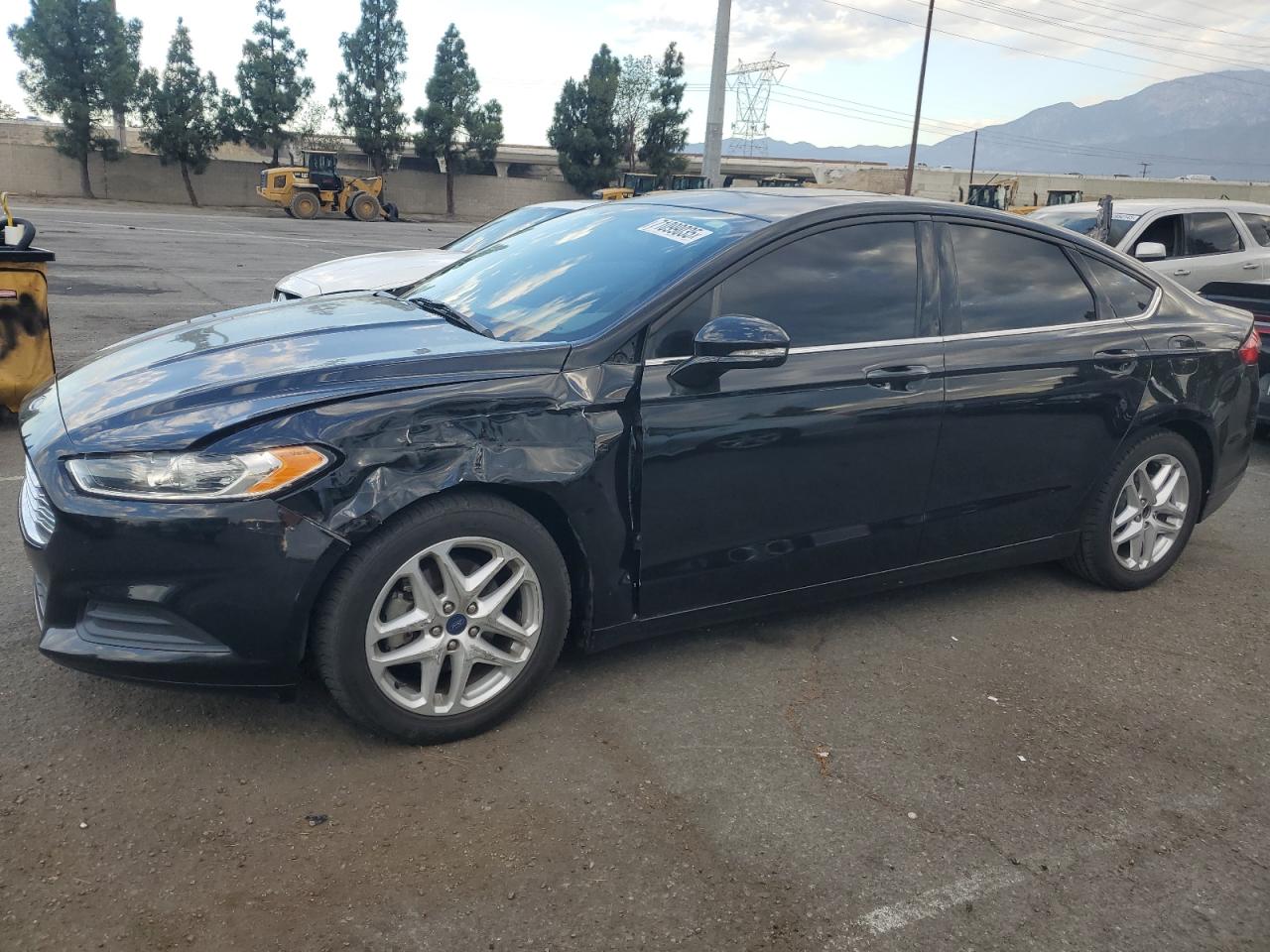 FORD FUSION SE