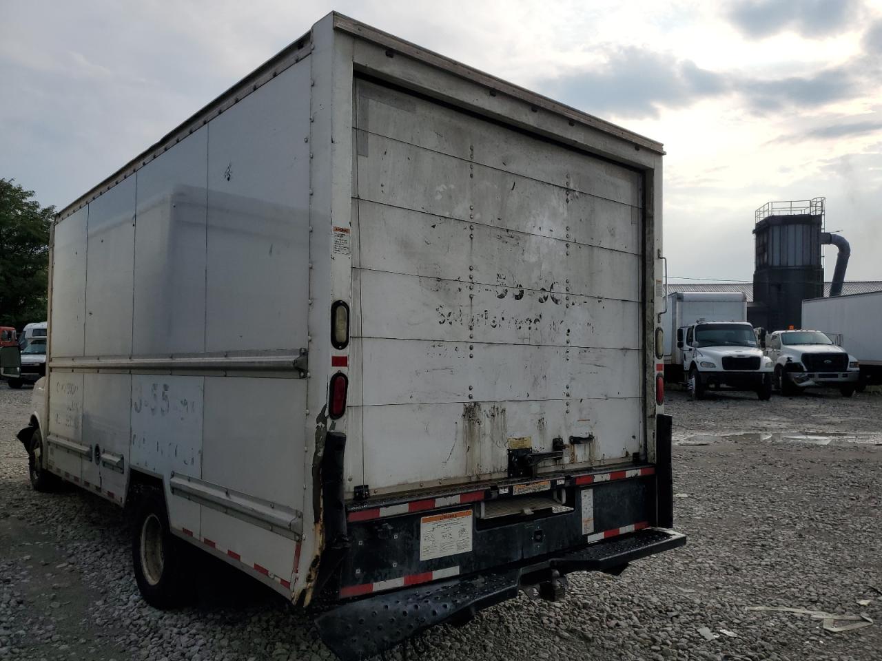 GMC SAVANA CUTAWAY G3500