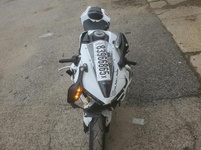 2025 HONDA CBR1000 RR #3301820367