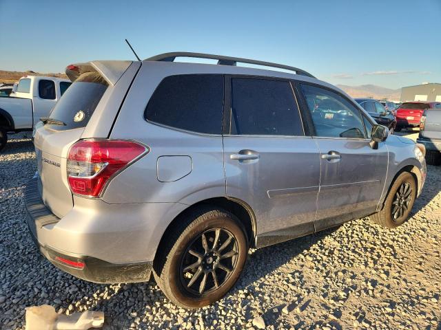 2015 SUBARU FORESTER 2 JF2SJAHCXFH470123