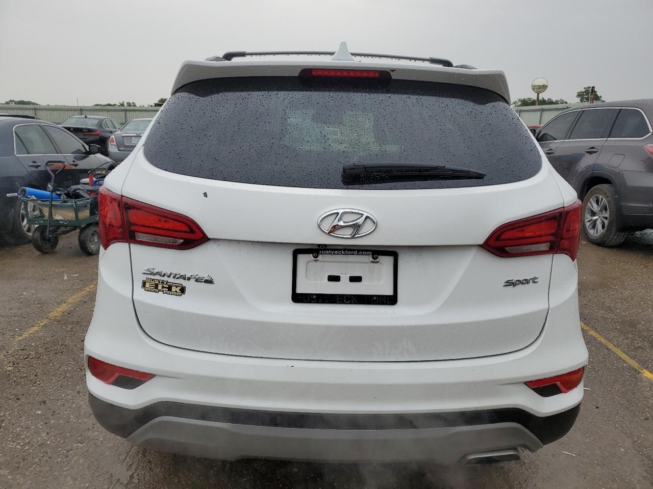 HYUNDAI SANTA FE SPORT