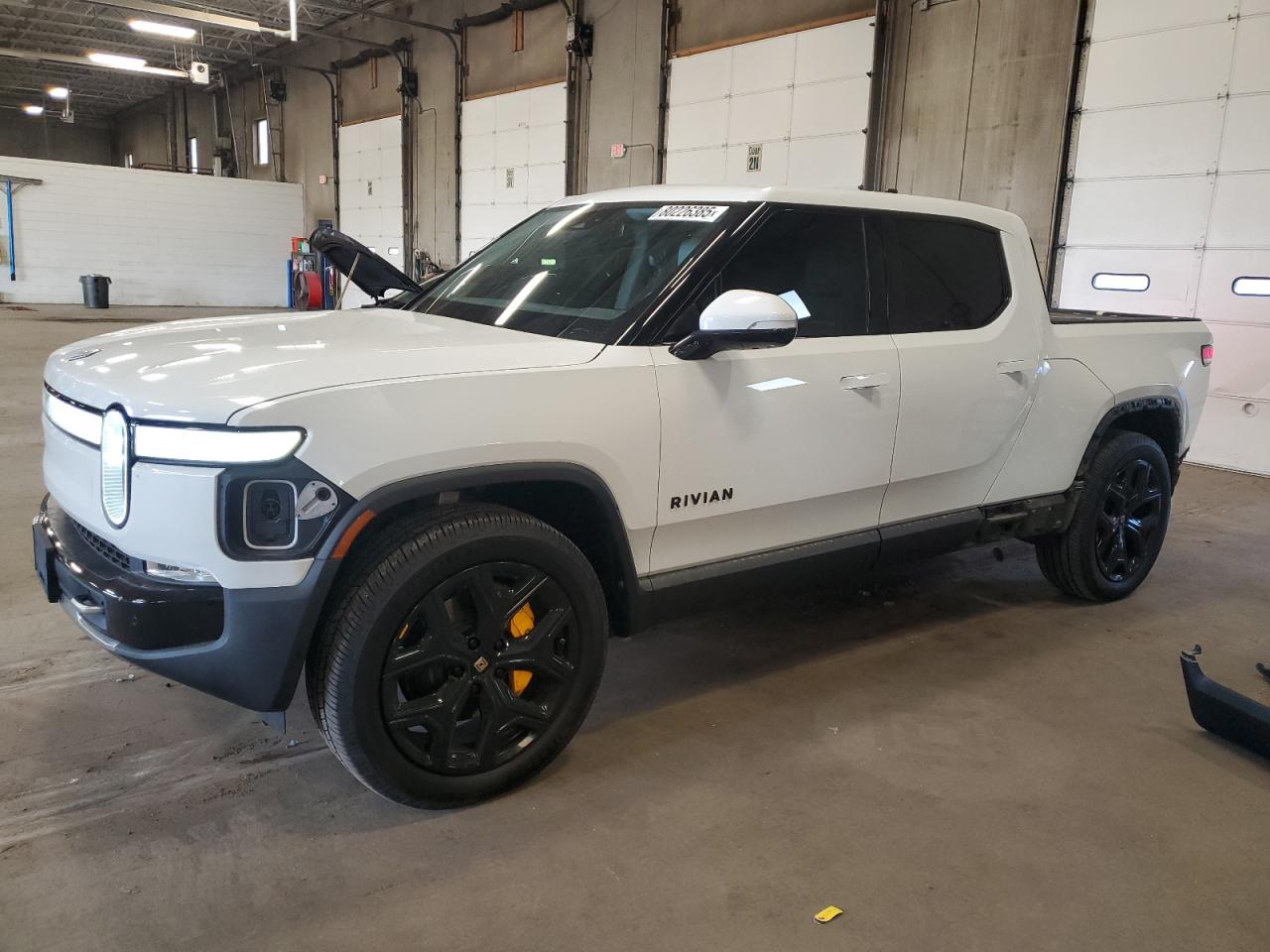 RIVIAN R1T ADVENTURE
