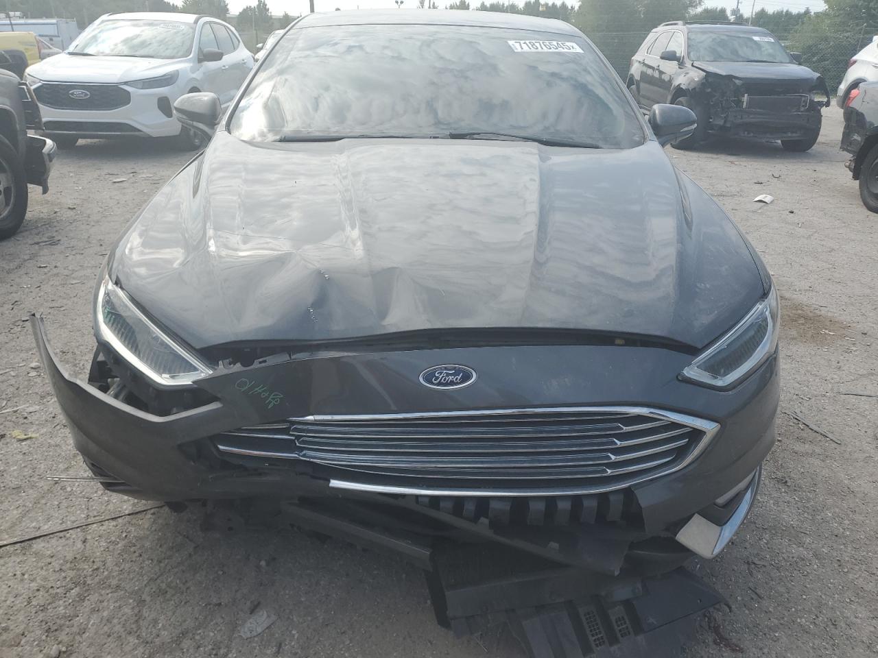 FORD FUSION SE