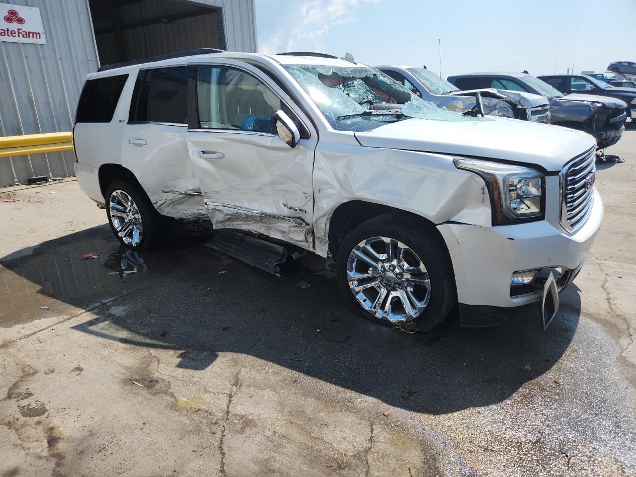 GMC YUKON SLT