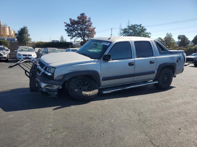 Global Auto Auctions: 2004 CHEVROLET AVALANCHE K1500