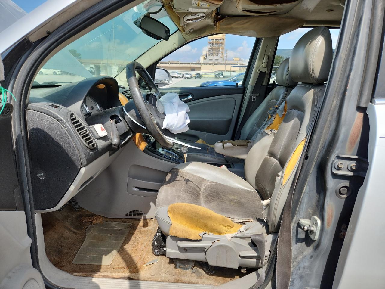 Lot #3265055870 2006 SATURN VUE