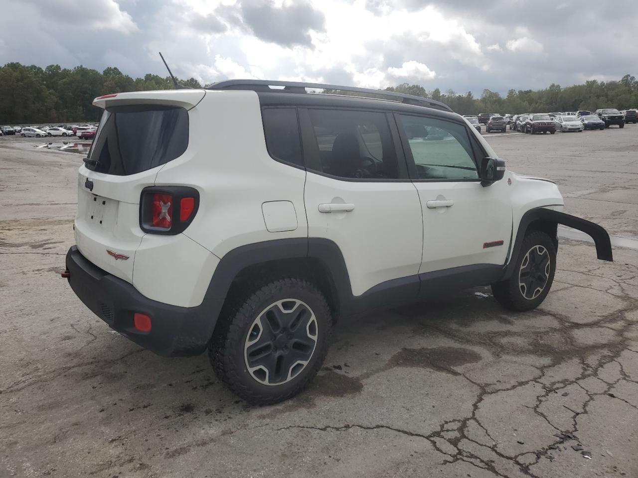 JEEP RENEGADE TRAILHAWK
