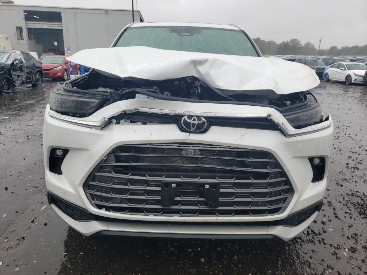 TOYOTA HIGHLANDER LIMITED