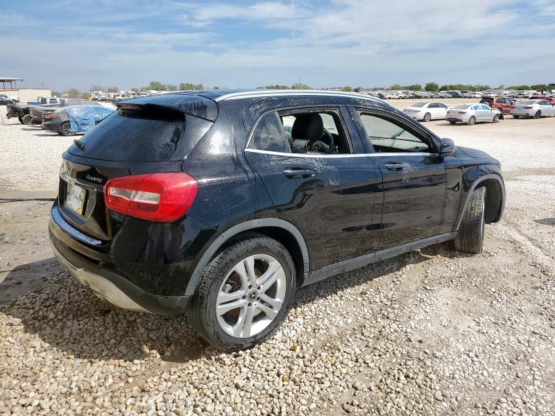 2018 MERCEDES-BENZ GLA 250 4M WDCTG4GB3JJ526779