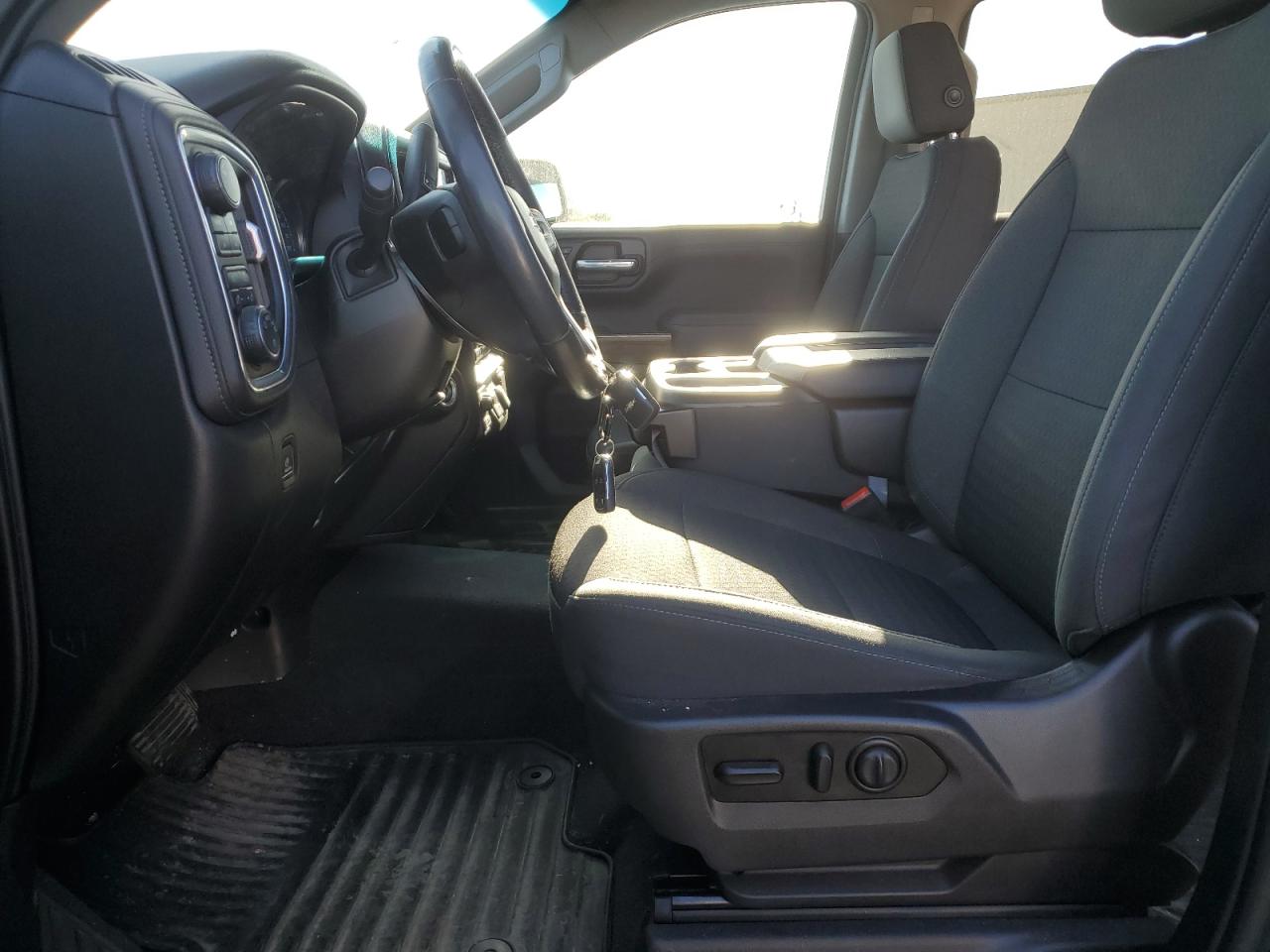 CHEVROLET SILVERADO K1500 RST